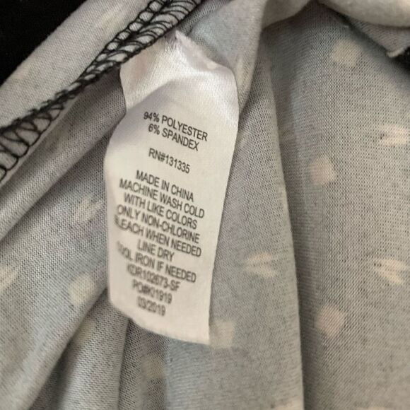 Socialite | Sleeveless Keyhole Dress - Picture 9 of 9